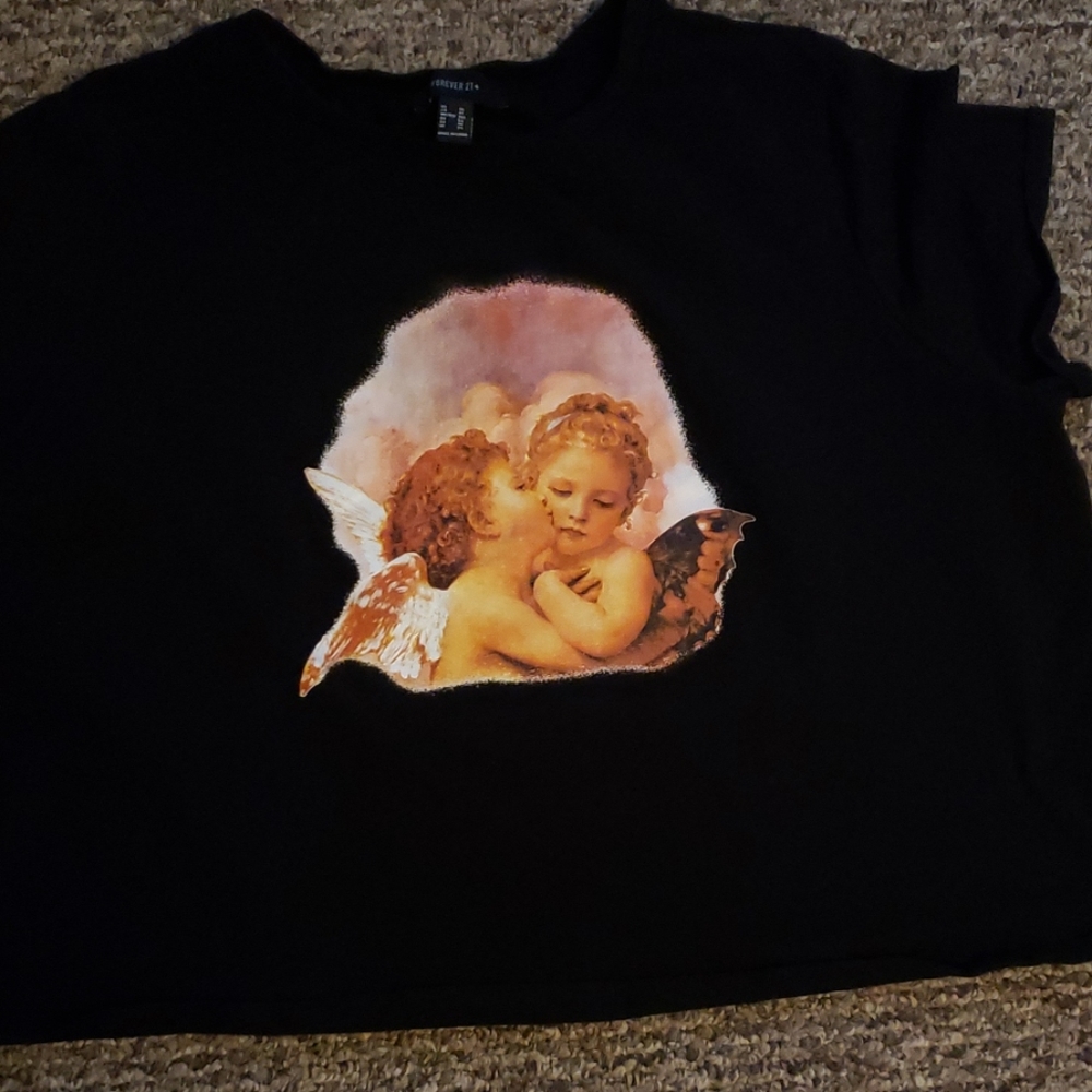 Plus size tshirt